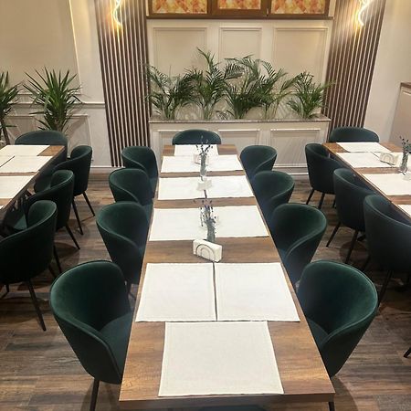 Freedom&Relax Hotel Buzau Ngoại thất bức ảnh