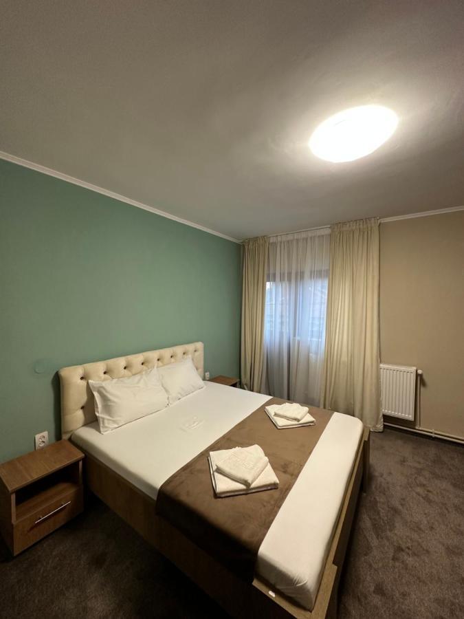 Freedom&Relax Hotel Buzau Ngoại thất bức ảnh