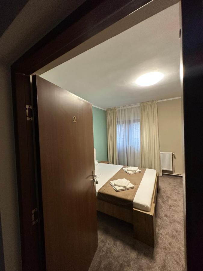 Freedom&Relax Hotel Buzau Ngoại thất bức ảnh