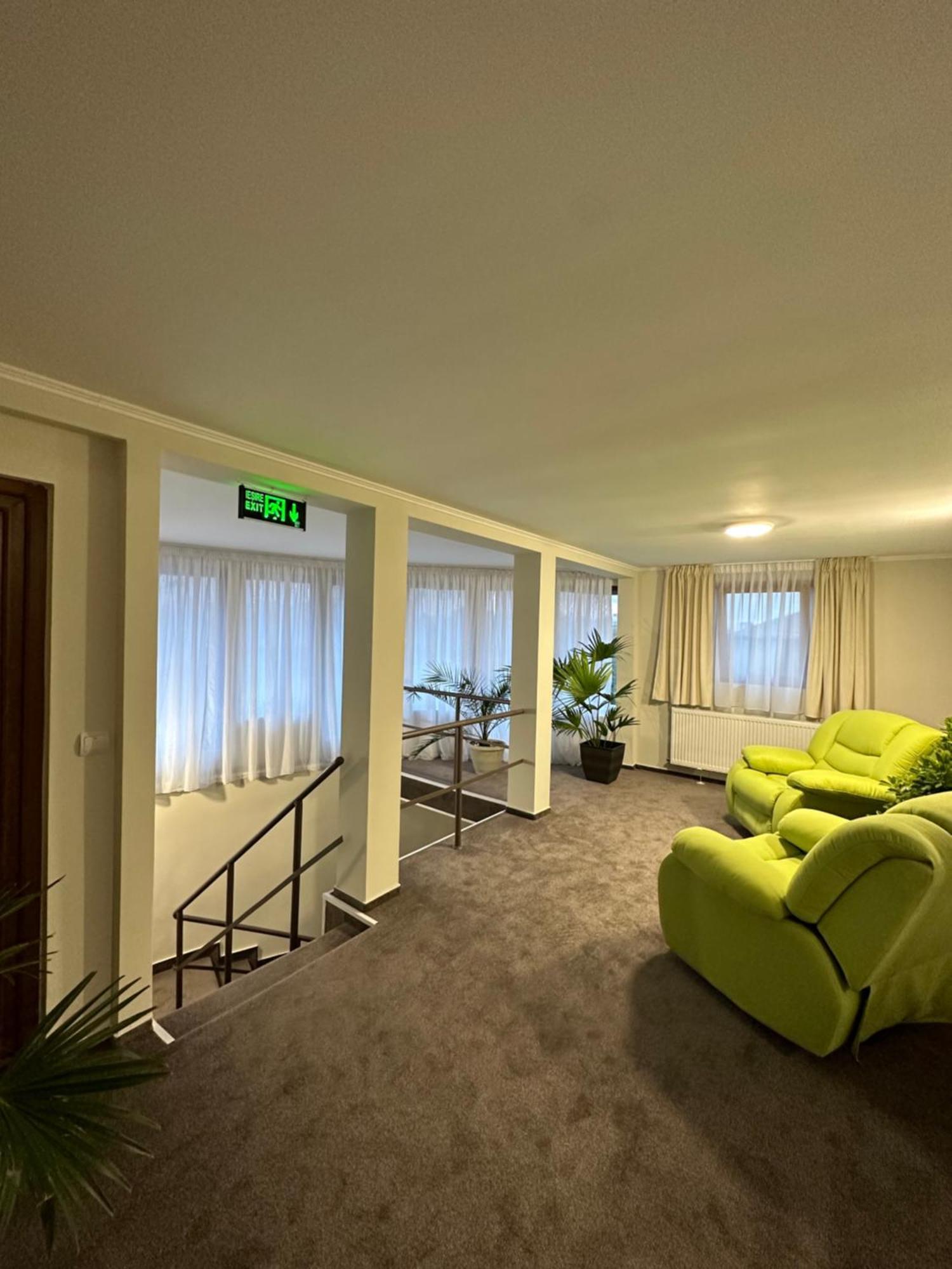 Freedom&Relax Hotel Buzau Ngoại thất bức ảnh