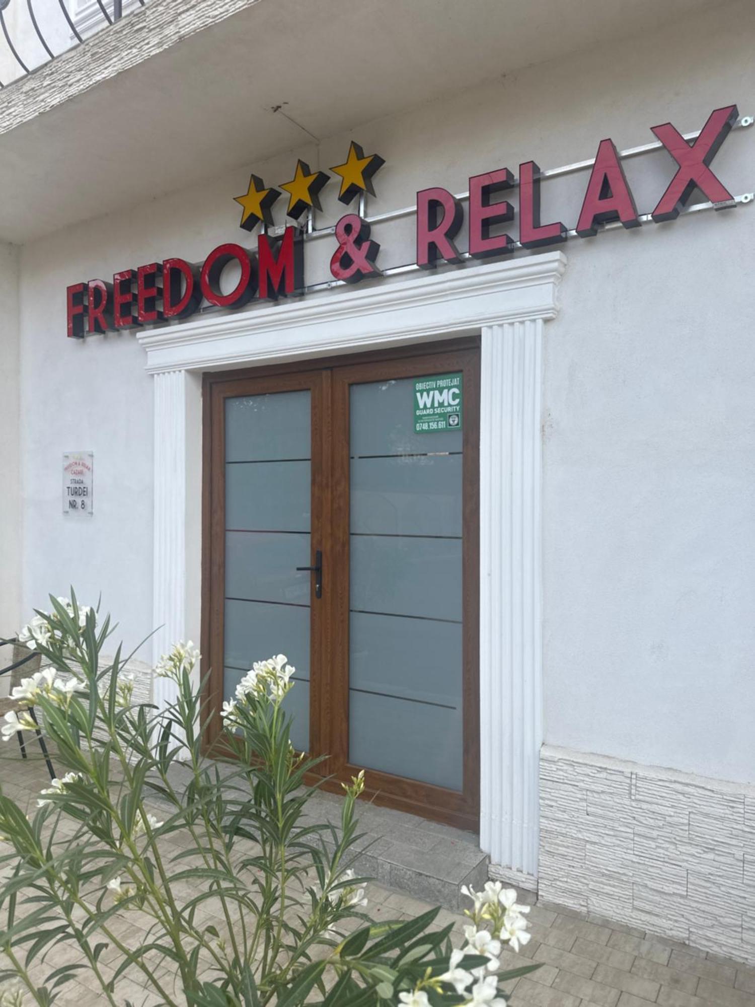 Freedom&Relax Hotel Buzau Ngoại thất bức ảnh