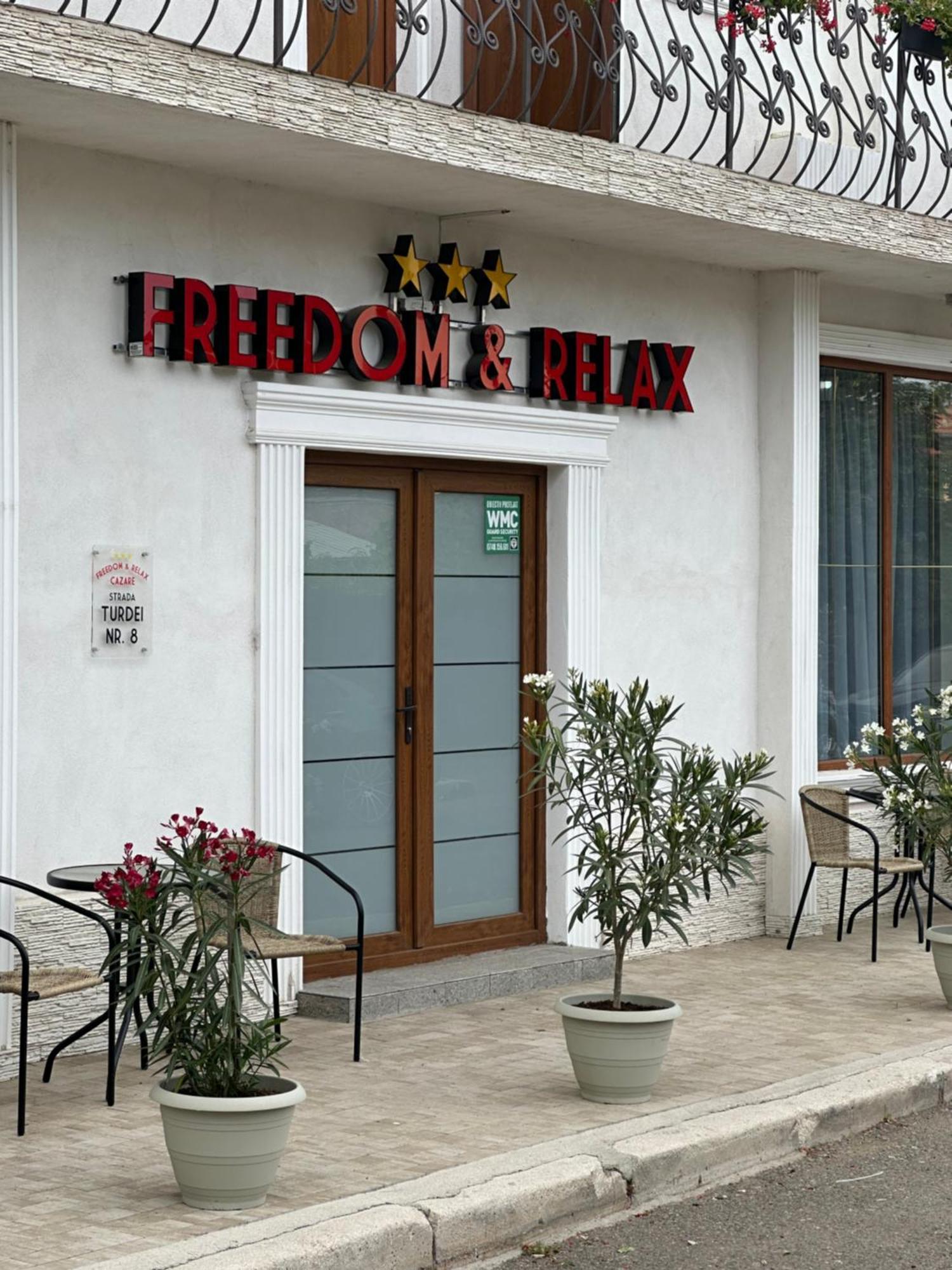 Freedom&Relax Hotel Buzau Ngoại thất bức ảnh