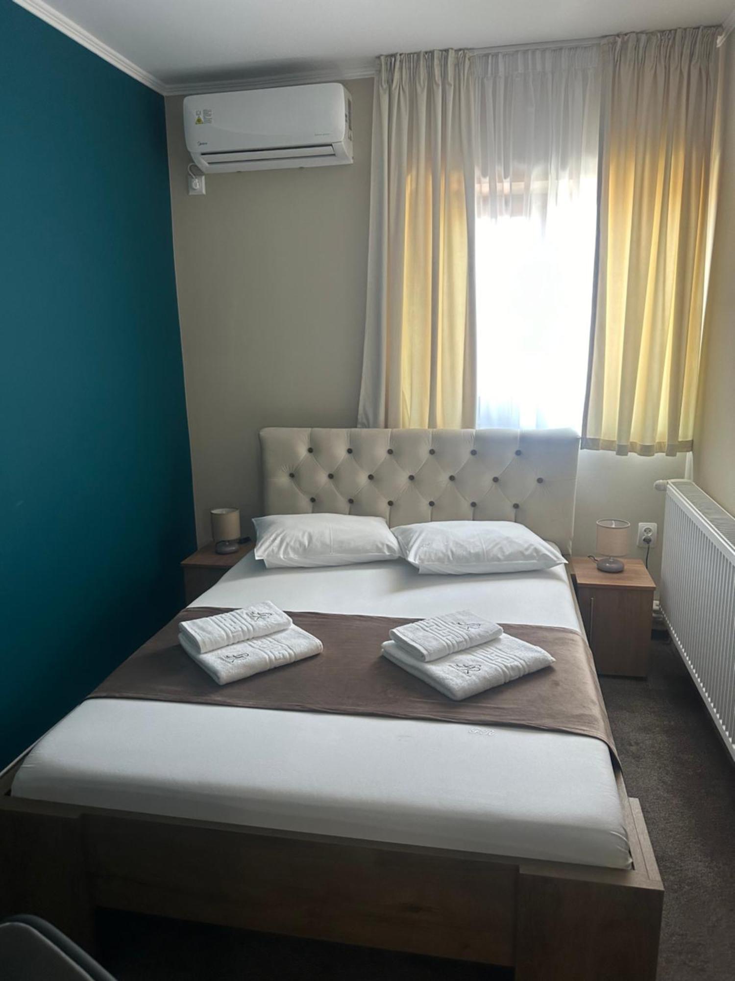 Freedom&Relax Hotel Buzau Ngoại thất bức ảnh