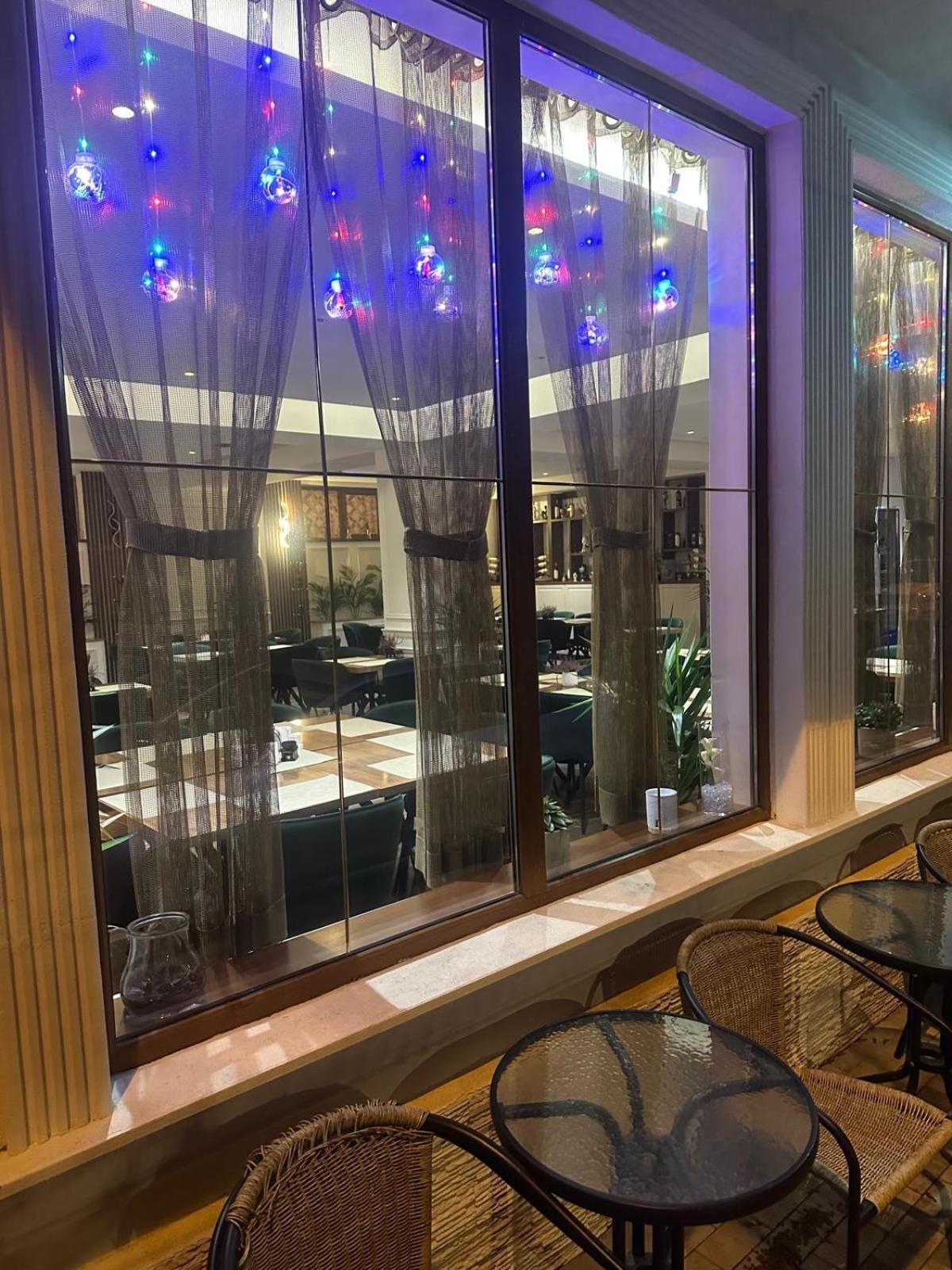 Freedom&Relax Hotel Buzau Ngoại thất bức ảnh